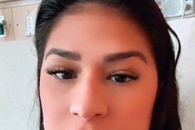 'Não é fácil', diz Simone sobre rotina pós-parto