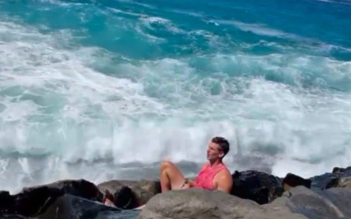 Turista é natural da Inglaterra e estava acompanhado por um amigo no momento do acidente - Foto: Reprodução / Redes Sociais