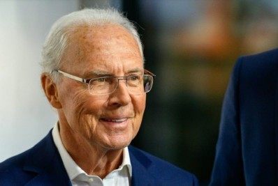 Bayern define cerimônia em estádio para homenagear Beckenbauer