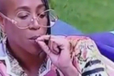 Assessor de Bolsonaro insinua que participantes do 'BBB 21' fumam maconha na casa