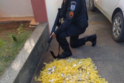 Santo Antônio de Pádua: Carro de aplicativo do Rio é interceptado com 1.800 pinos de cocaína durante ação do 36º BPM