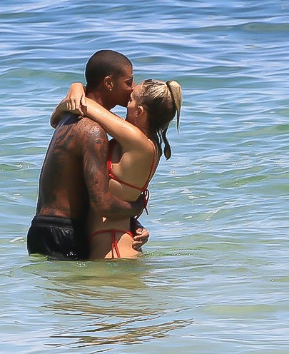 Gabi Lopes e MC PK Delas