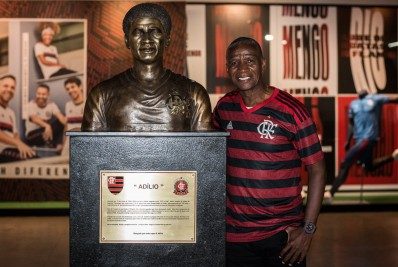 Adílio lamenta eliminação do Flamengo no Mundial: 'Muito ruim'