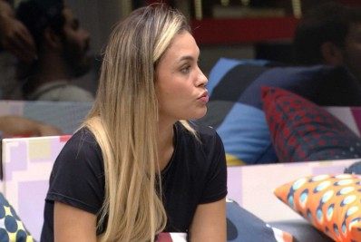 Sarah faz revelação sobre o Big Fone: 'Eu não atendo'