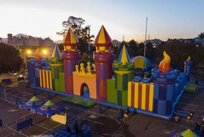 Maior castelo inflável 
da América Latina chega ao BarraShopping