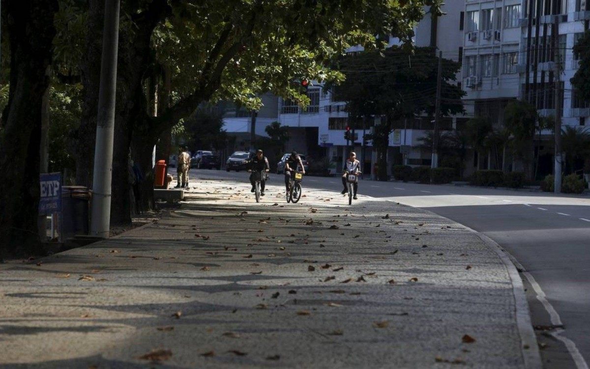  A publicação também prorroga as medidas restritivas de isolamento social até o dia 30 de abril - Imagem Internet