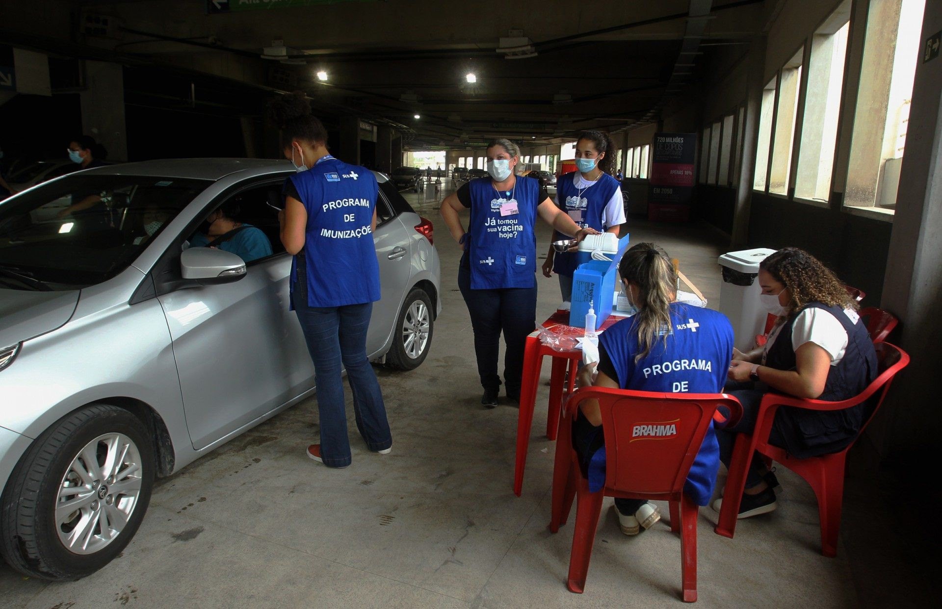 Drive-thru no Engenh&atilde;o - Estefan Radovicz / Agencia O Dia