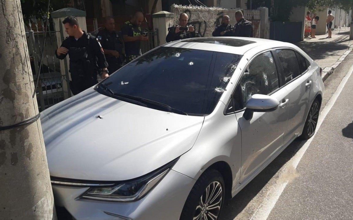 3º BPM (Méier) e UPP São João impedem roubo de carro no Engenho Novo, na Zona Norte do Rio - Divulgação/PMERJ