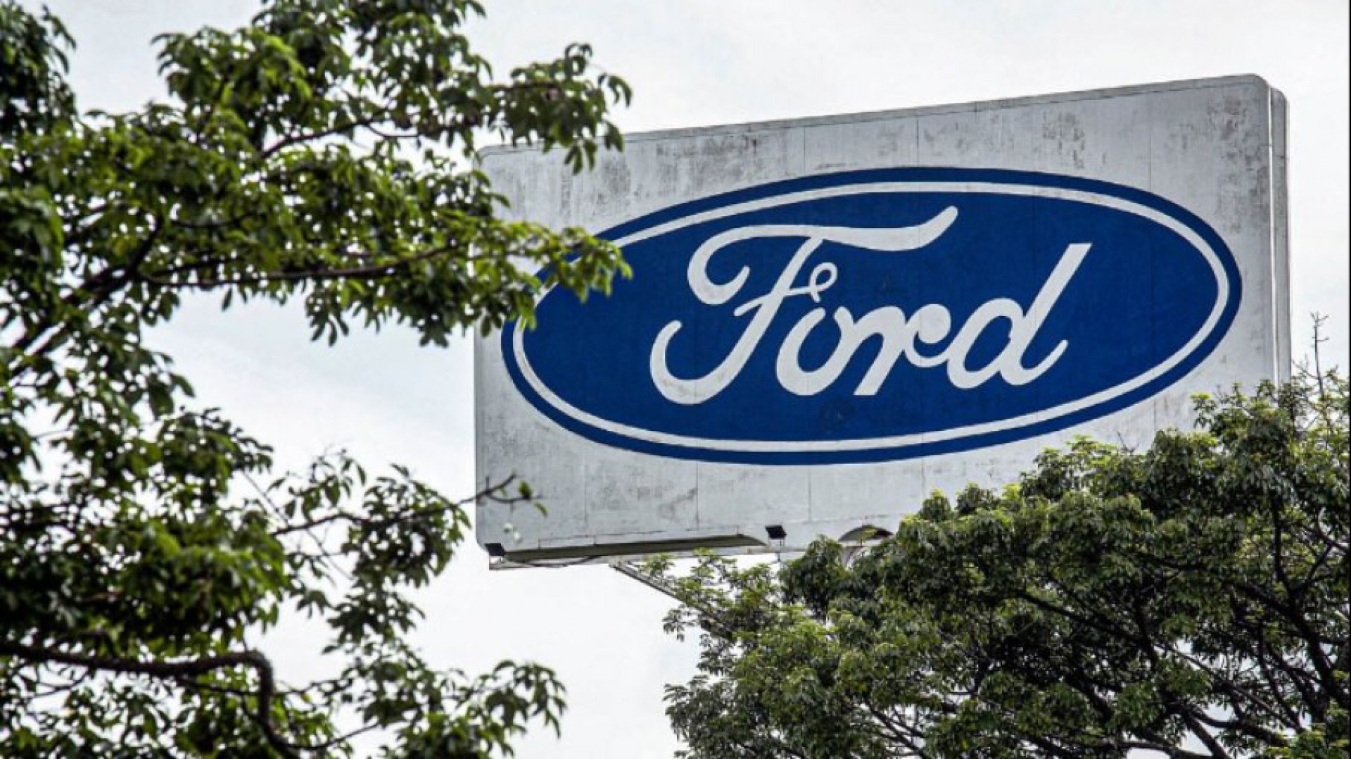 Ford fechará 160 concessionárias e vai ter que brigar pelas lojas que vão restar