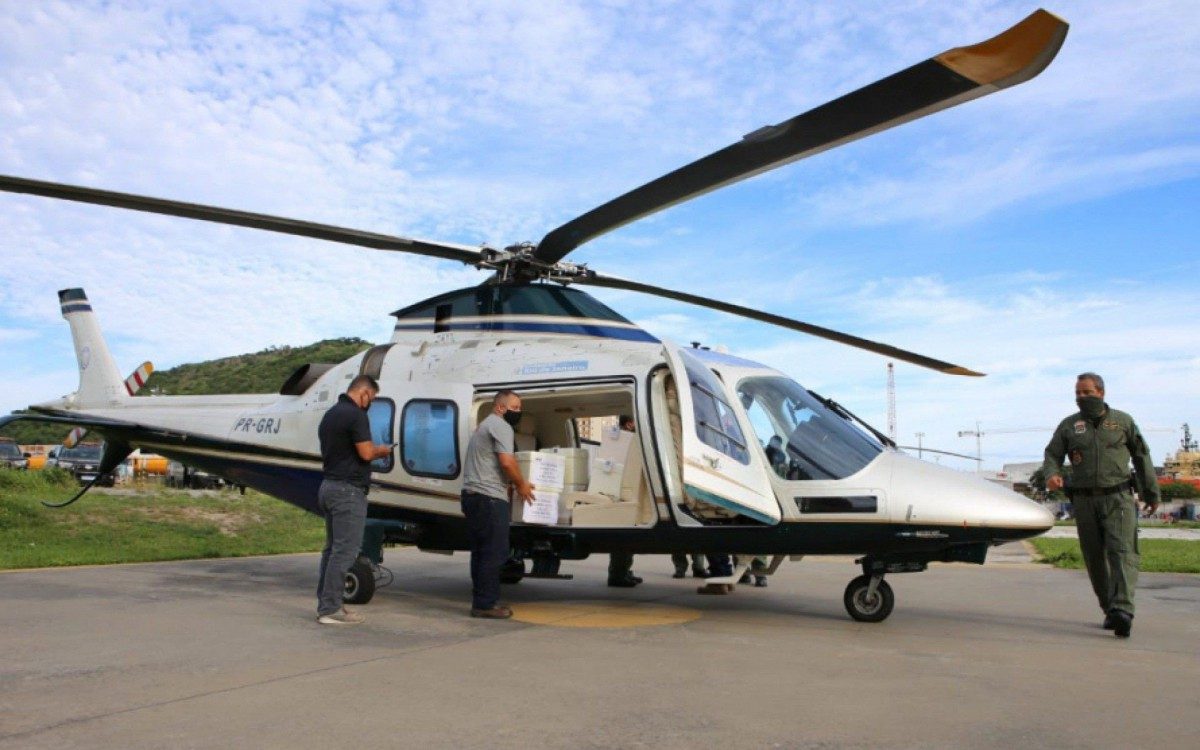 Operação contou com um helicóptero da Polícia Militar e dois do Gabinete Civil do Governo do Estado
