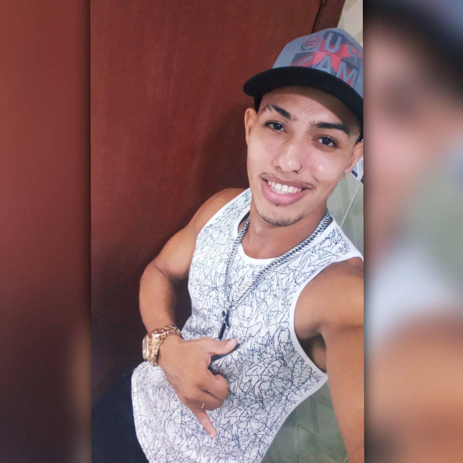 Foto de Tiago Marins, um dos gêmeos vítima da chacina. - Reprodução/Facebook