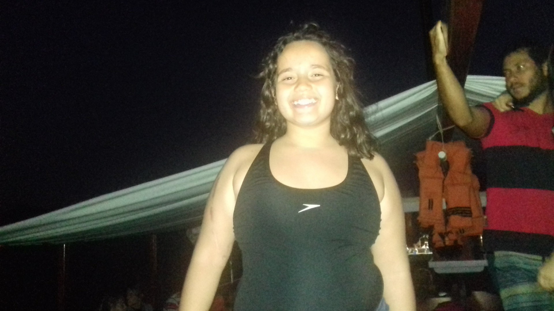 Após volta às aulas, adolescente de 13 anos morre por covid-19