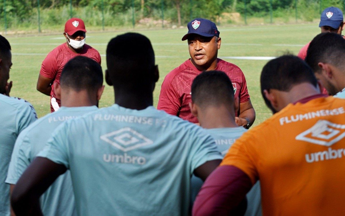 Rio de Janeiro, RJ - Brasil - 02/03/2021 - CTCC - Roger Machado em seu primeiro treino no Fluminense.
Treino do Fluminense.
FOTO DE MAILSON SANTANA/FLUMINENSE FC


IMPORTANTE: Imagem destinada a uso institucional e divulgação, seu uso comercial está vetado incondicionalmente por seu autor e o Fluminense Football Club

IMPORTANT: Image intended for institutional use and distribution. Commercial use is prohibited unconditionally by its author and Fluminense Football Club

IMPORTANTE: Imágen para uso solamente institucional y distribuición. El uso comercial es prohibido por su autor y por el Fluminense Football Club