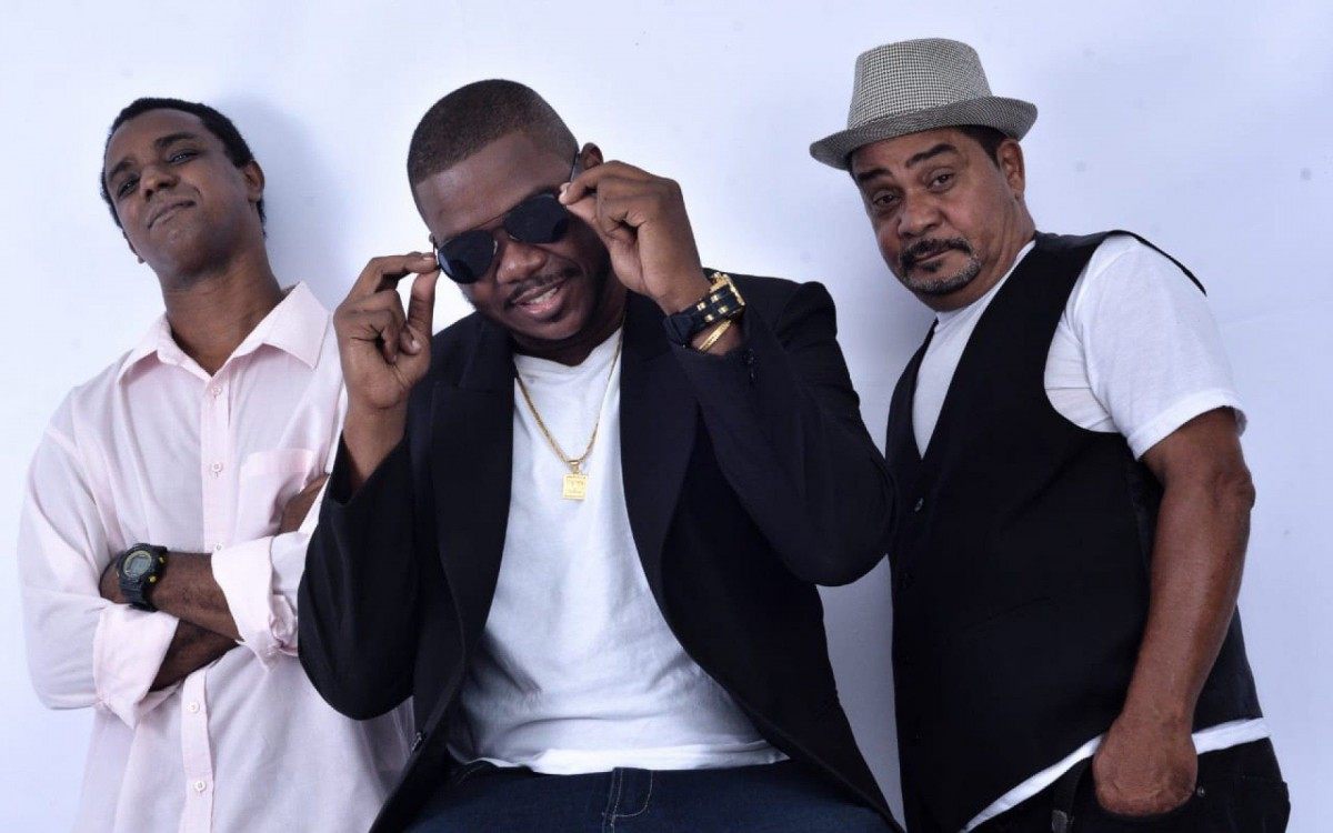 Will Robson entres os amigos de sua banda
