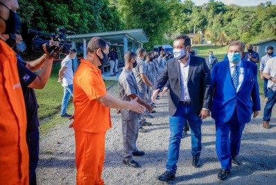 Autoridades do Estado visitam a Condor