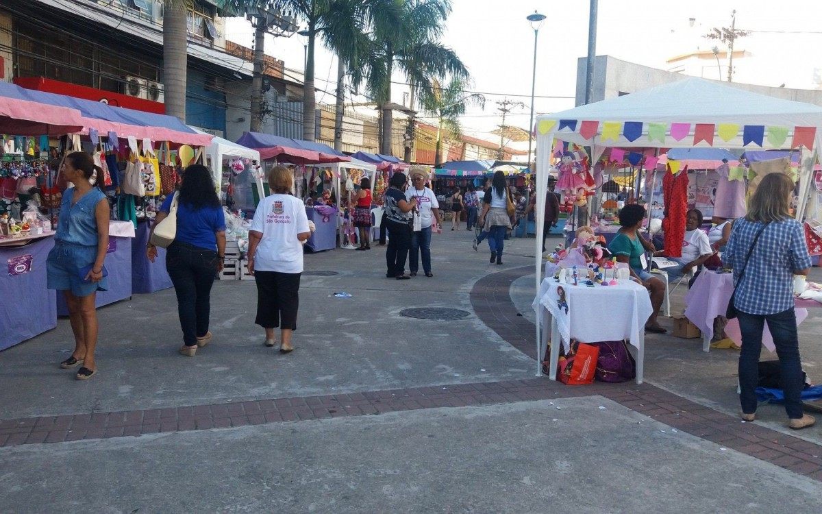 A feira acontece das 8h às 17h, na Praça Dr. Luiz Palmier, no Centro