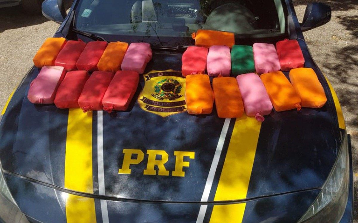 Material foi apreendido na BR-040, na altura do município de Três Rios