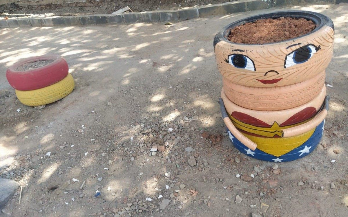 Comlurb erradica ponto cr&iacute;tico de descarte irregular na Ilha do Governador e inicia campanha de conscientiza&ccedil;&atilde;o