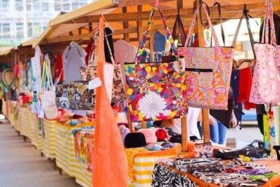 Curso gratuito de artesanato na Baixada