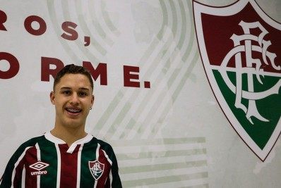 Meia do sub-17 pode se tornar o mais jovem a vestir a camisa do Fluminense