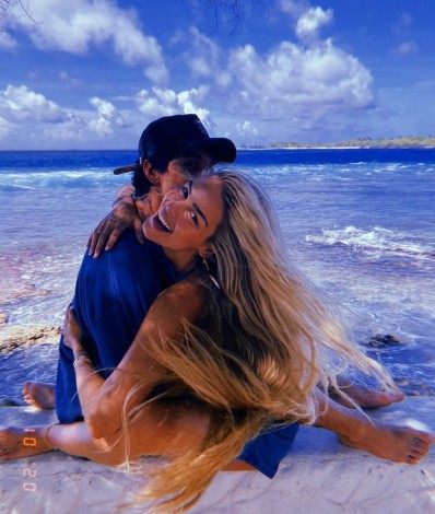Yasmin Brunet e Gabriel Medina completam um ano de relacionamento - Reprodução Internet
