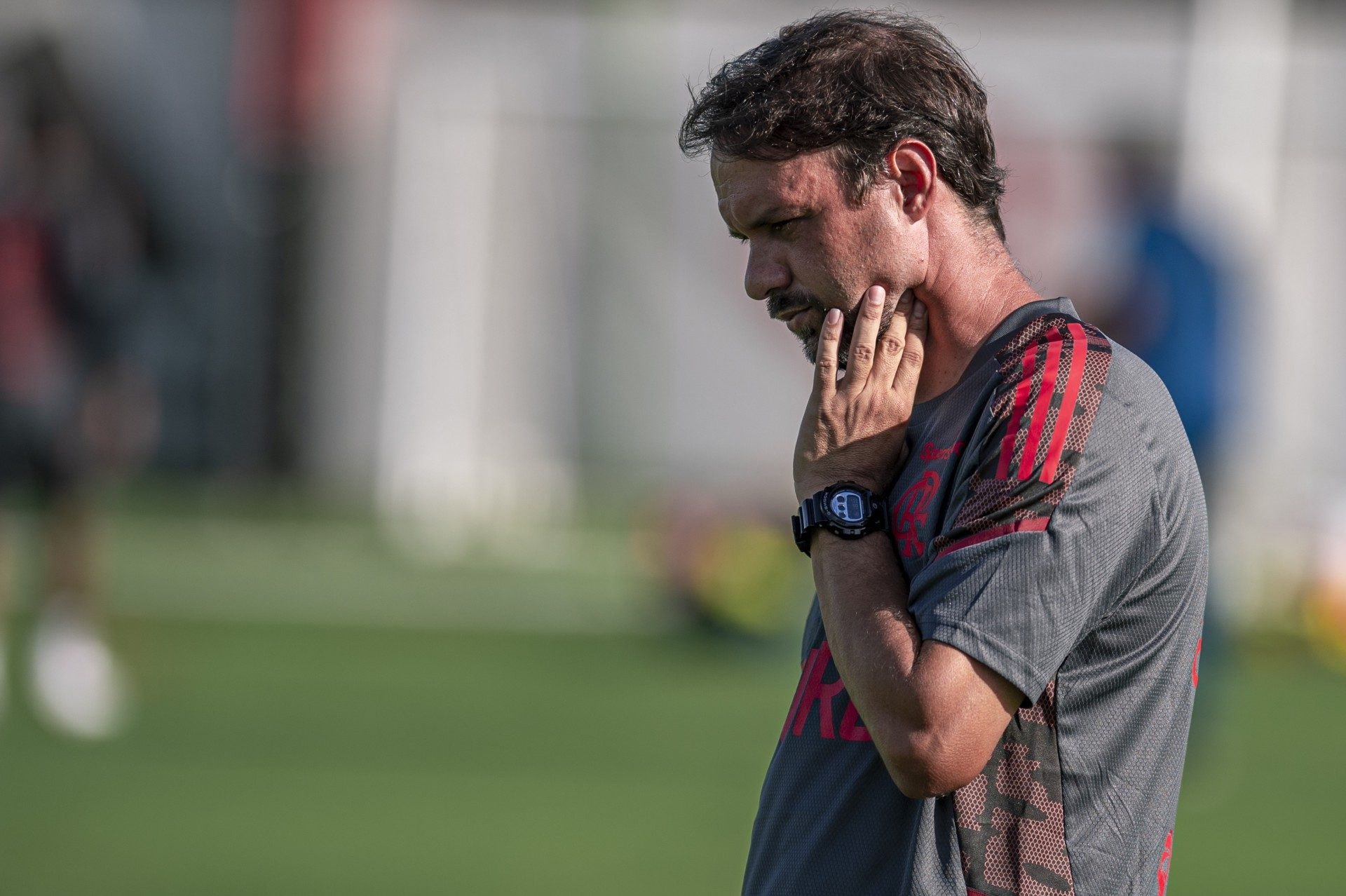 Mauricio Souza faz teste na equipe do Flamengo e saca Lázaro para colocar Michael