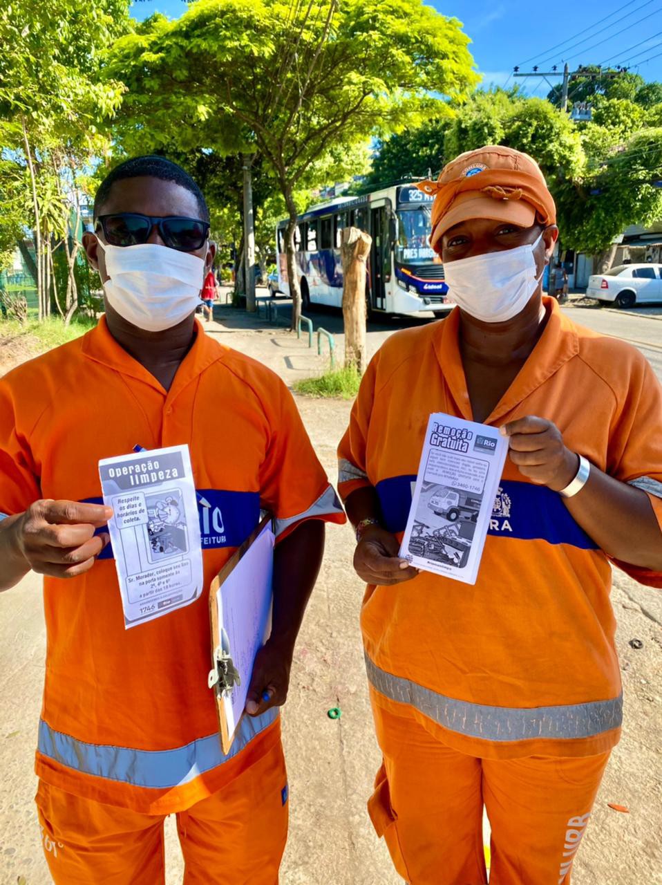 Comlurb erradica ponto crítico de descarte irregular na Ilha do Governador e inicia campanha de conscientização