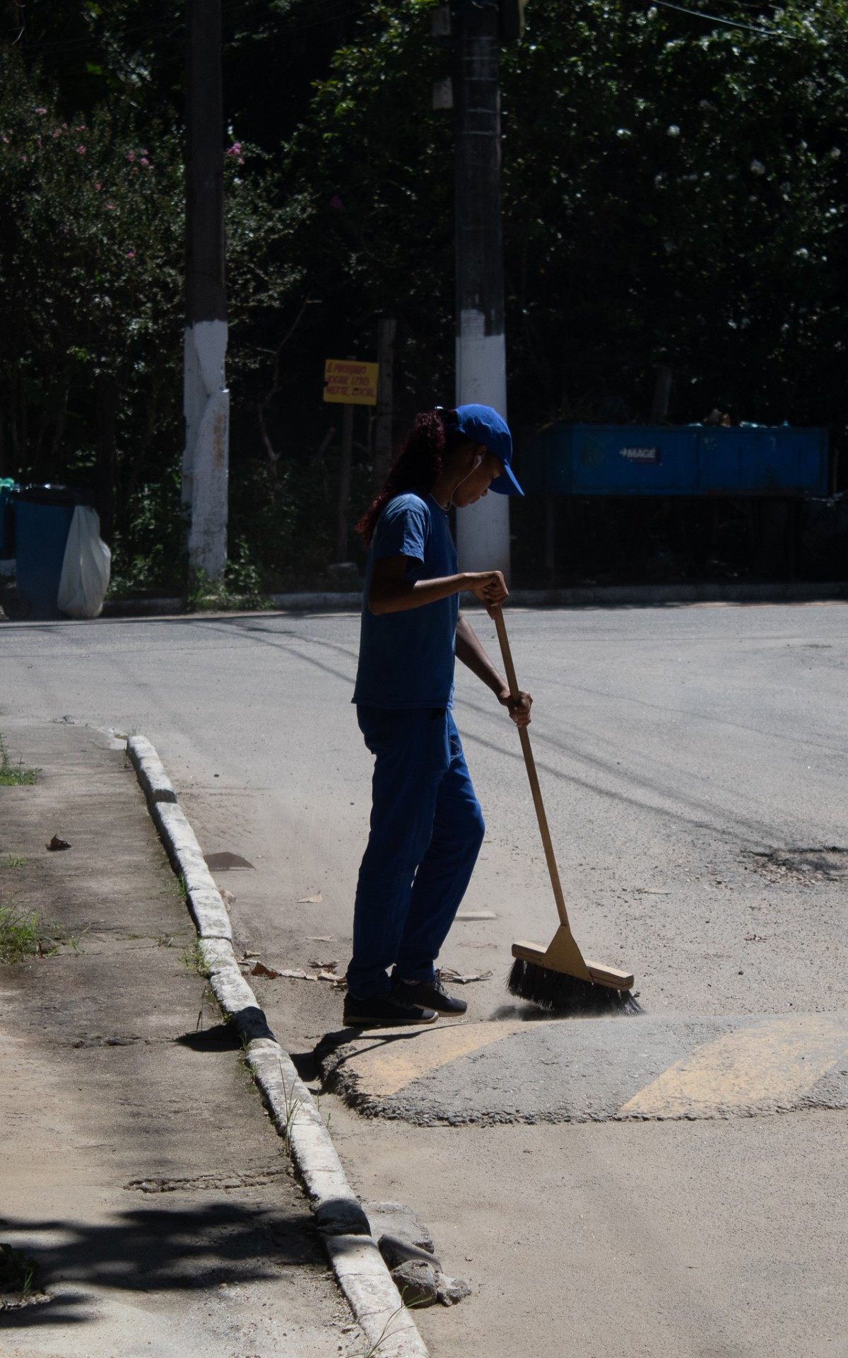 Gari de Mag&eacute;, Queylla n&atilde;o tem medo do trabalho pesado