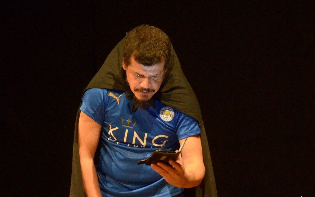 Espet&aacute;culo "Ricardo III - Um Homem do Seu Tempo" percorre cidades da Baixada e ainda conta com oito apresenta&ccedil;&otilde;es online, todas gratuitas