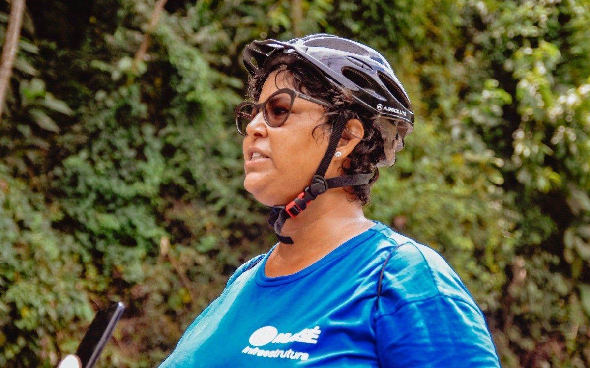 Deise Meri Silva &eacute; encarregada de obras de Mag&eacute; 