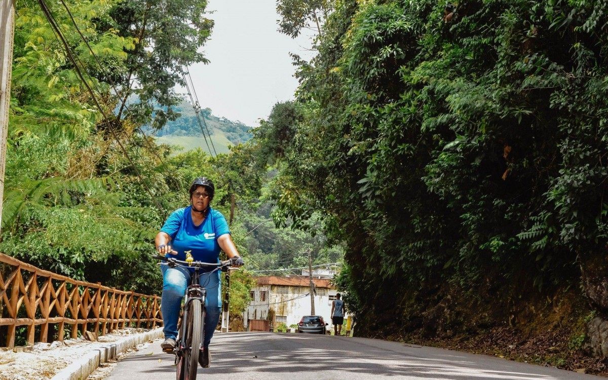 Deise Meri Silva &eacute; encarregada de obras de Mag&eacute; 