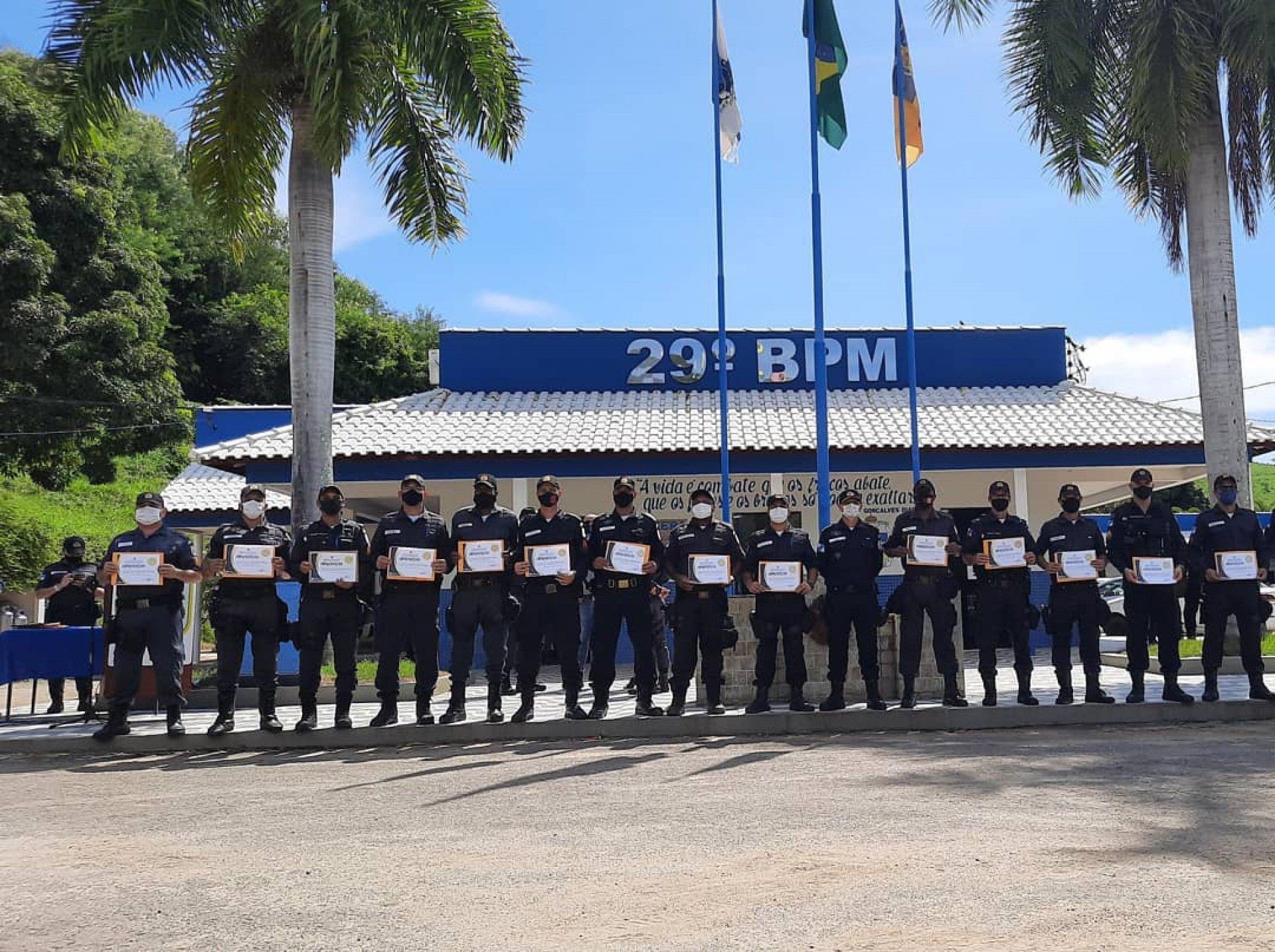 Dezoito policiais representaram um total de 60 homenageados.  - Foto: divulga&ccedil;&atilde;o