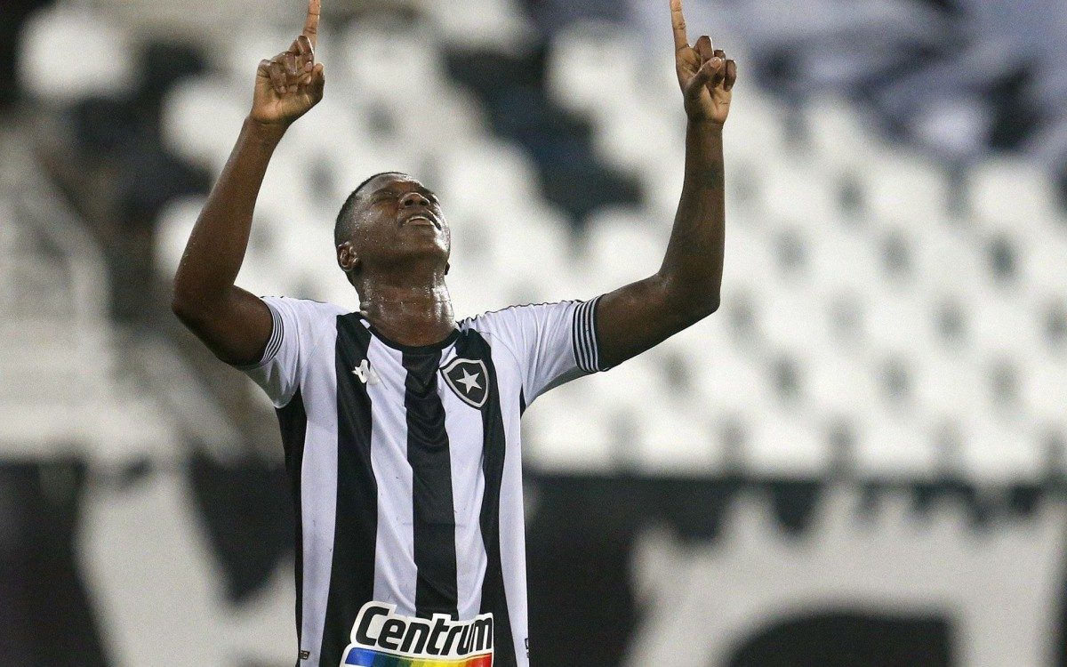 Matheus Babi fez dois gols