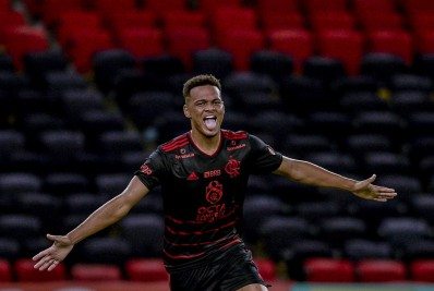 A pedido do técnico Marco Silva, Fulham não desiste de Rodrigo Muniz e fará nova oferta ao Flamengo