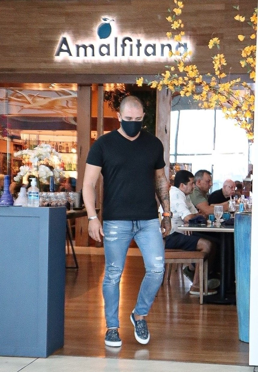 AGN_2084592 -  -  ** DIREITOS: N&Atilde;O M&Iacute;DIA IMPRESSA ** Rio de Janeiro, BRASIL  -  *EXCLUSIVO*  - OkPictured: Diogo NogueiraAgNews 6 MAR&Ccedil;O 2021 Xico Silvatelefone: (21) 98240-2501email: agnews.fotografia@gmail.comXico Silvatelefone: (21) 98240-2501email: agnews.fotografia@gmail.com