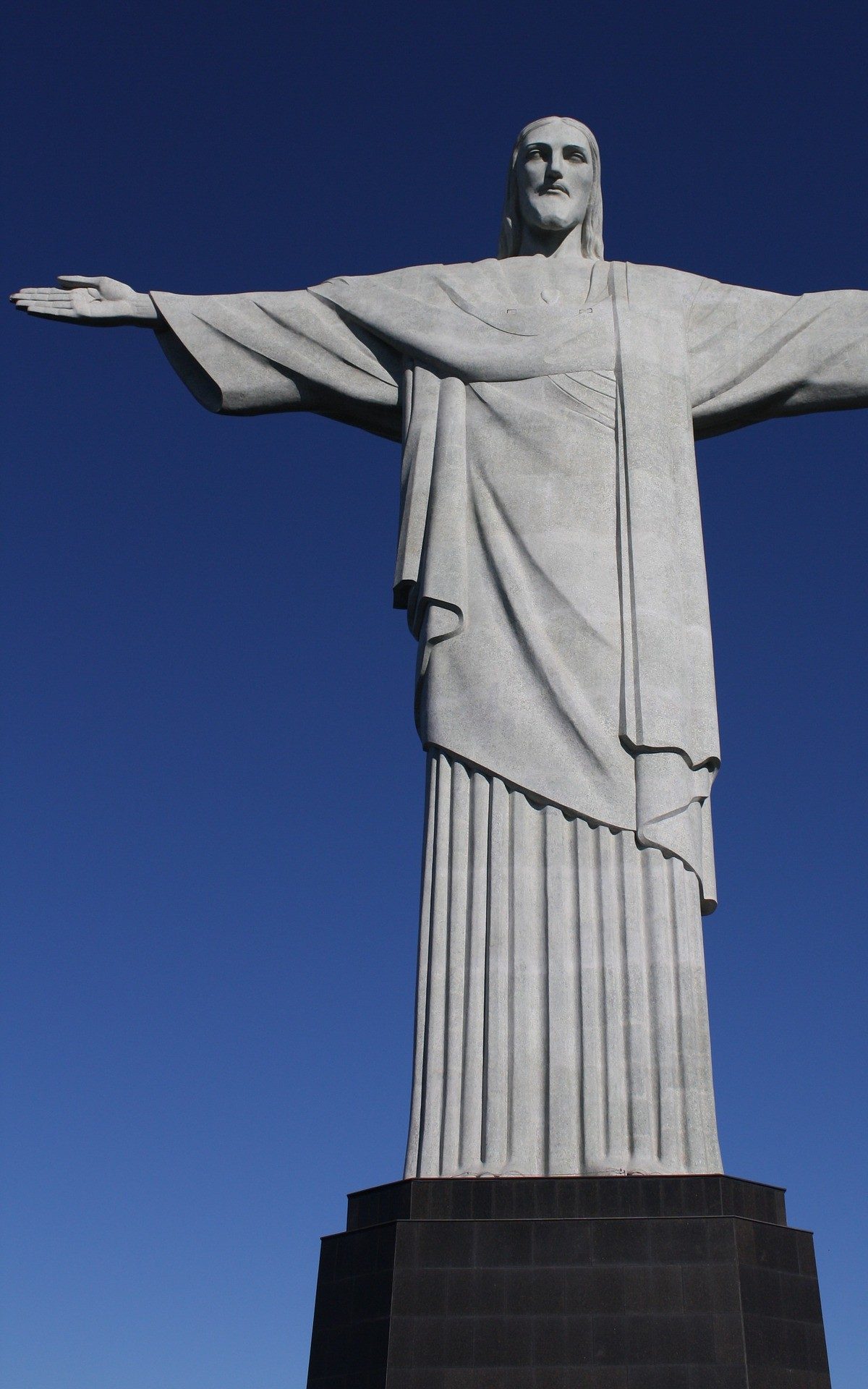  Live homenageia as mulheres no Cristo