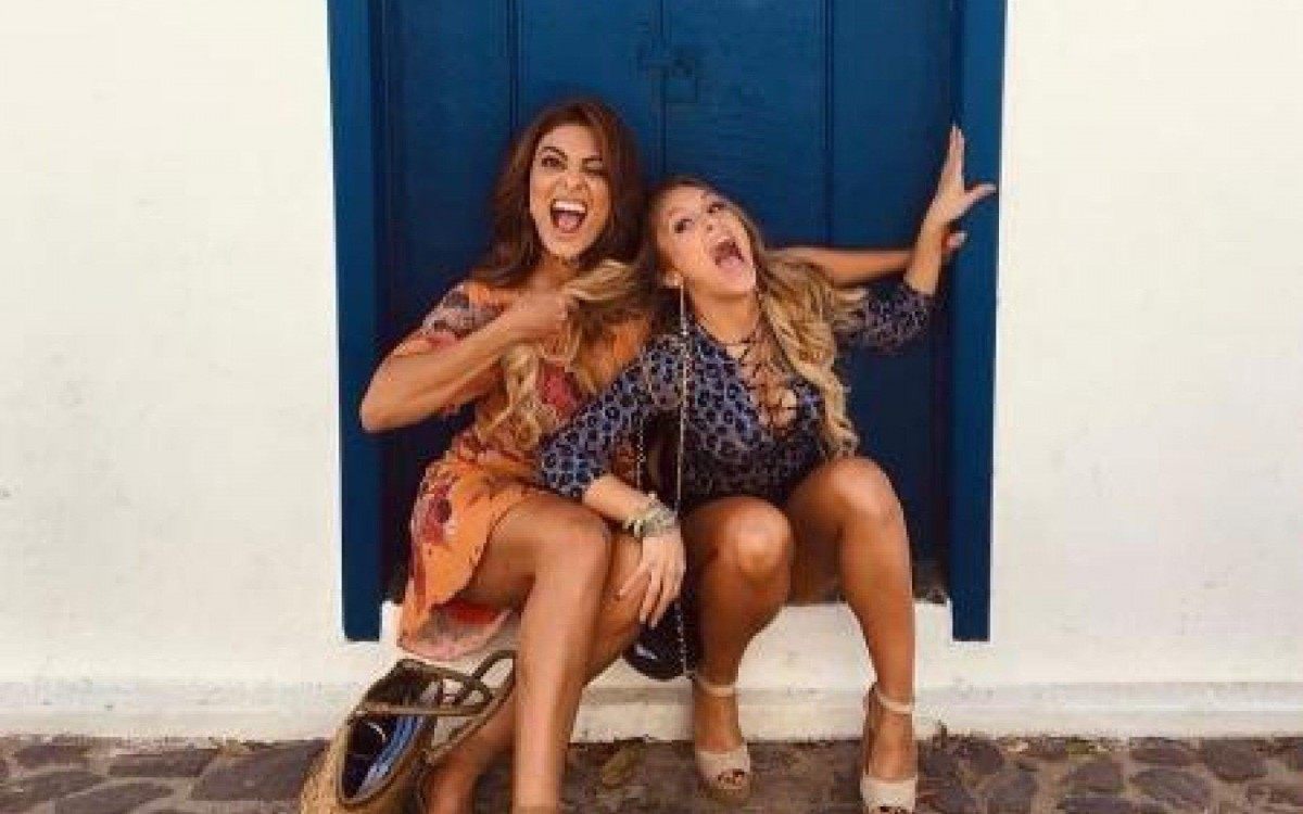 Juliana Paes e Carla Diaz