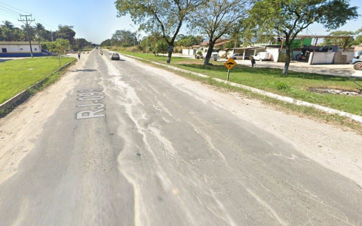 A Reta de Piranema, esburacada, sem acostamentos, assustadora tanto de dia quanto de noite: recupera&ccedil;&atilde;o aguardada h&aacute; muitos anos