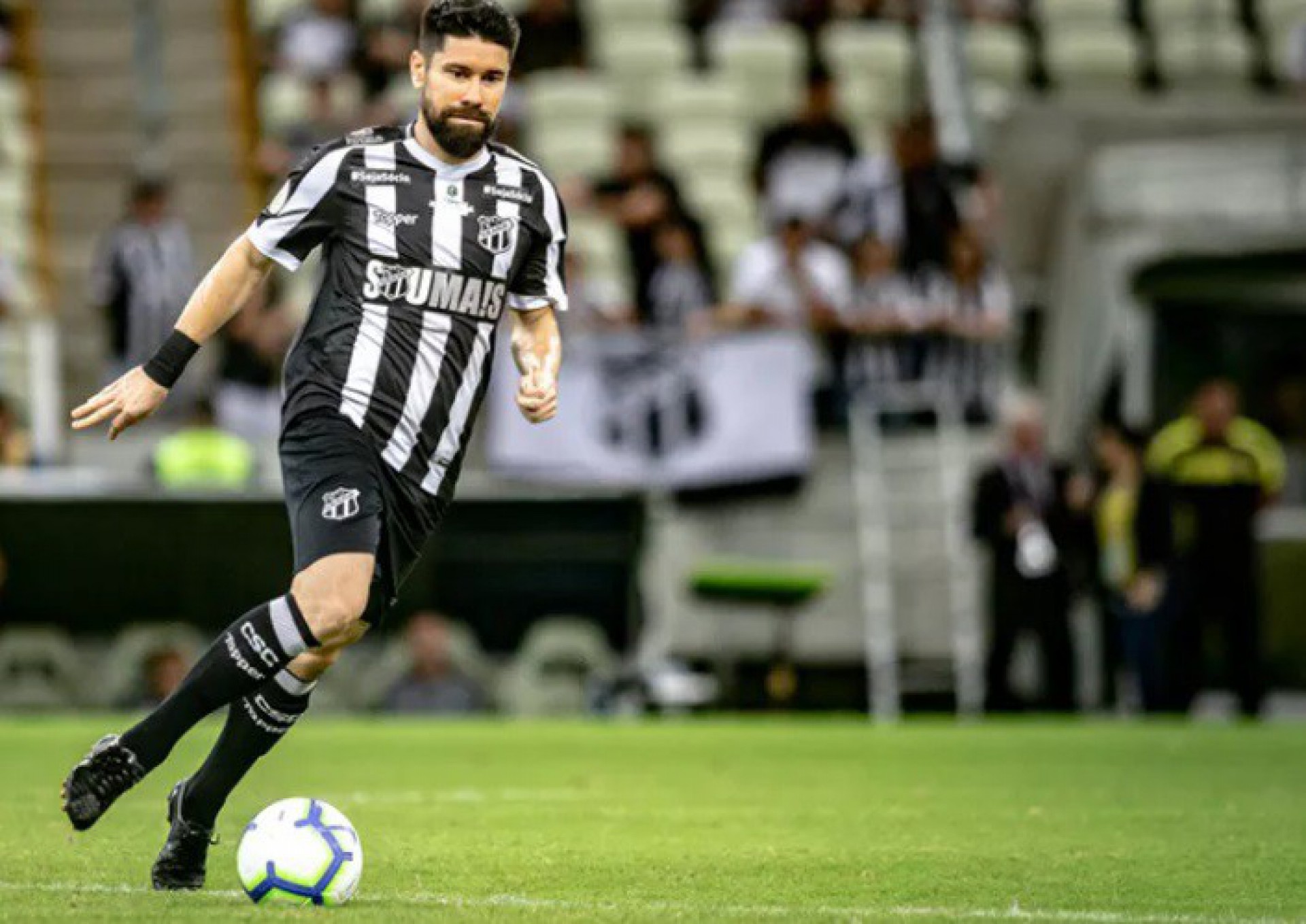 Indicado por Chamusca, jogador do Cear&aacute; pode refor&ccedil;ar o Botafogo