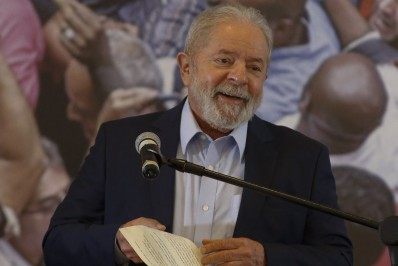 Apesar das críticas, Lula diz que 'jamais trataremos PDT como inimigo'