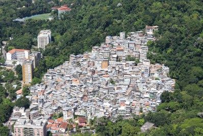 Promoção social com Programa Brilha Comunidade
