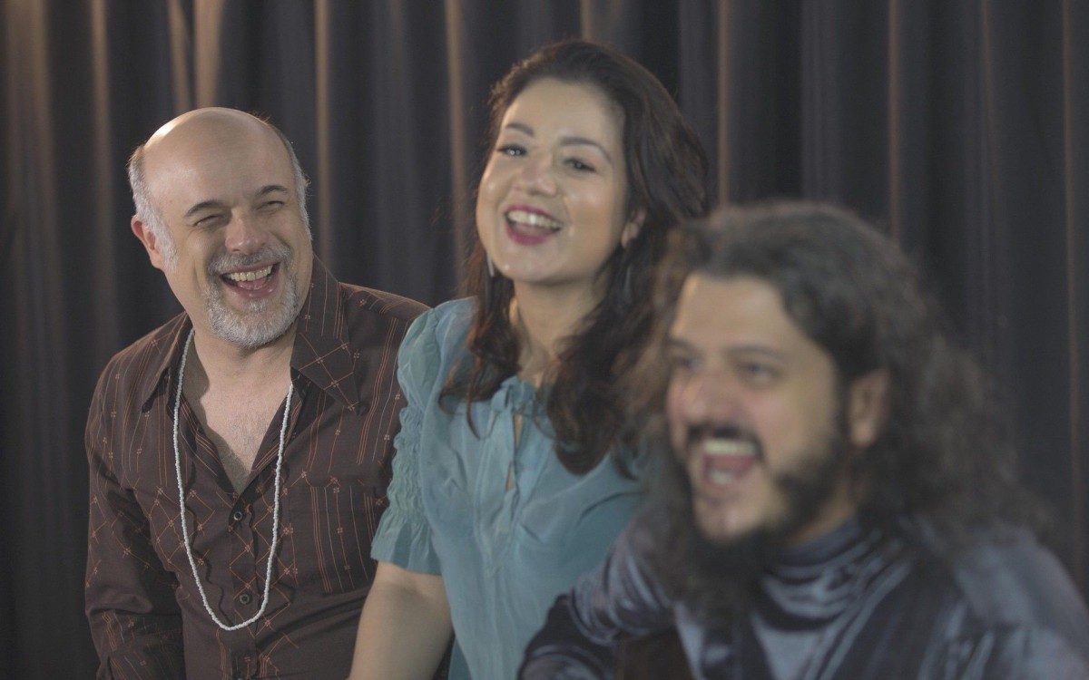 Trio Com Amor, Vinicius