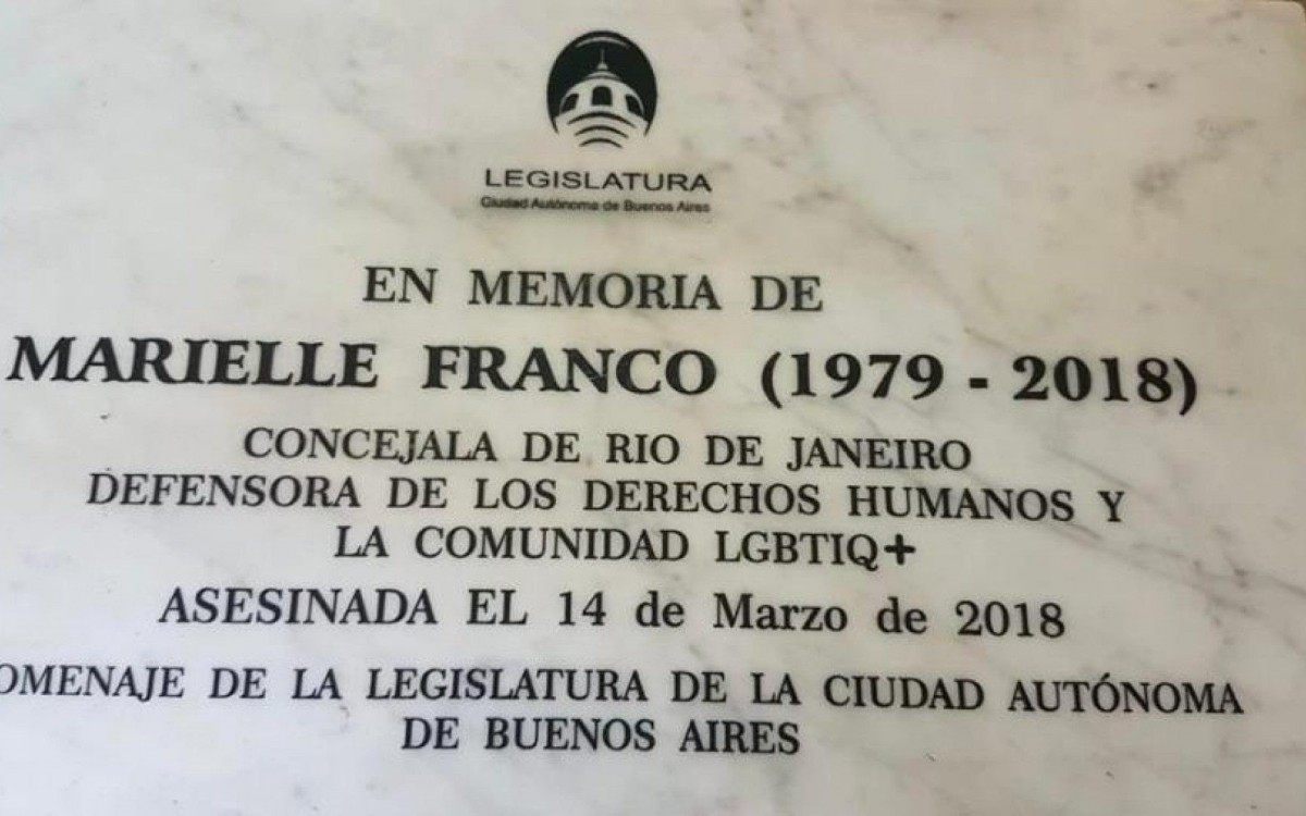 Placa em homenagem a Marielle em metrô de Buenos Aires - Divulgação 