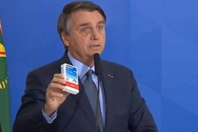 'Maconha pode, cloroquina não pode' diz Bolsonaro sobre projeto na Câmara