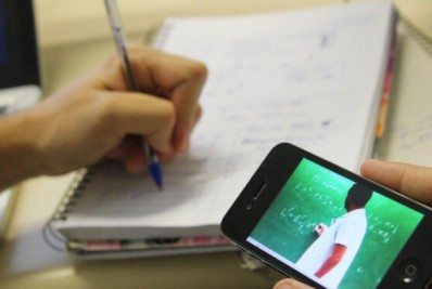 Rede Municipal de ensino de Búzios inicia entrega das atividades escolares