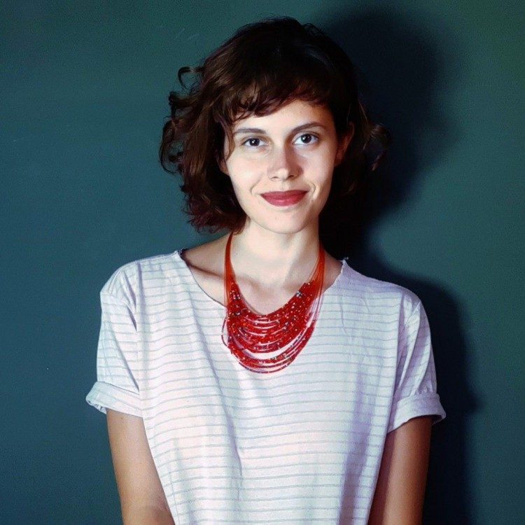 Clara Equi &eacute; a idealizadora do &lsquo;Conto de Quem Sonha: uma experi&ecirc;ncia virtual&rsquo;