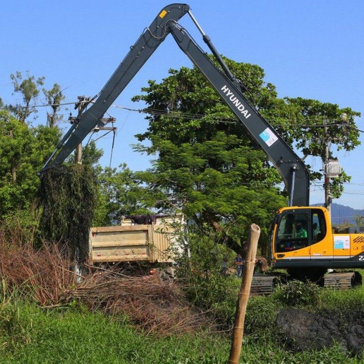 Programa Limpa Rio em Mag&eacute; deve ser conclu&iacute;da em at&eacute; seis meses