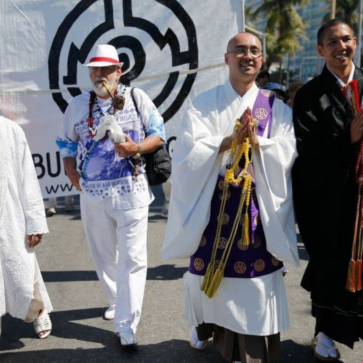 Projeto de lei prevê ações de combate à intolerância religiosa Projeto de lei prevê ações de combate à intolerância religiosa