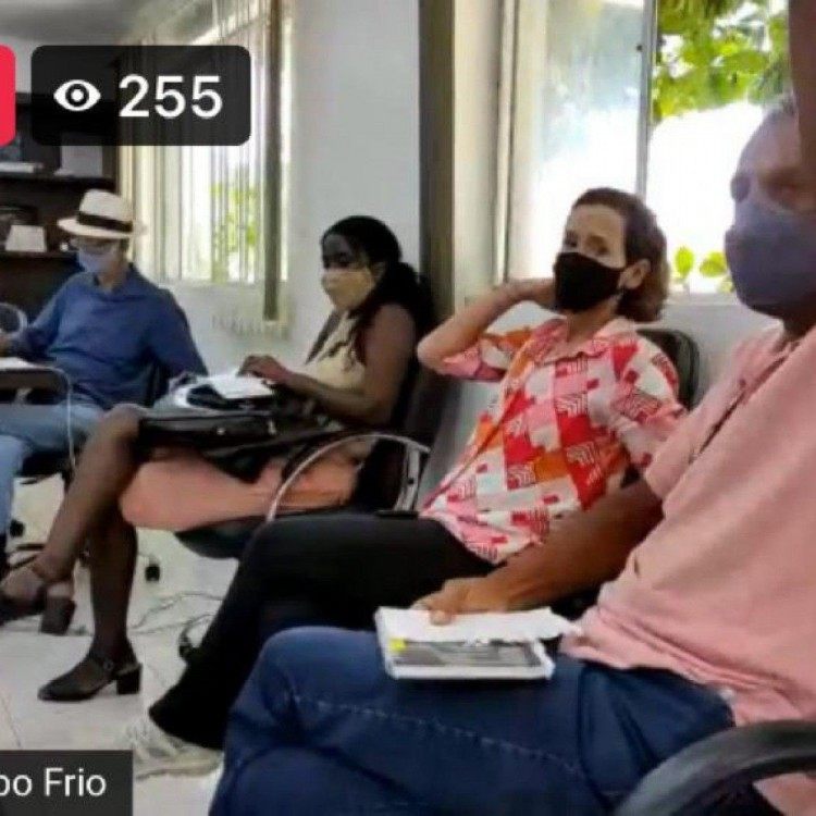 Empres&aacute;rio da rede privada de sa&uacute;de manifestou enorme preocupa&ccedil;&atilde;o com quadro atual 