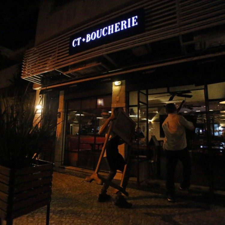 Bares e restaurantes do Leblon cumpriram decreto